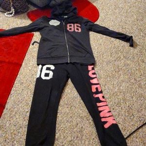 Victoria secret sweats and sweatshirt Outfit BEAUTIFUL 😍